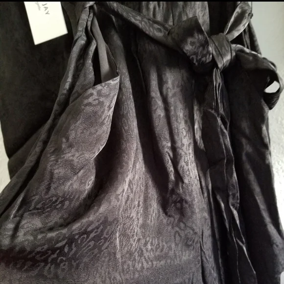 Ali & Jay Stay Golden Black Padded Deep V-neck Wide Leg Satin Jumpsuit S… - Picture 5 of 5